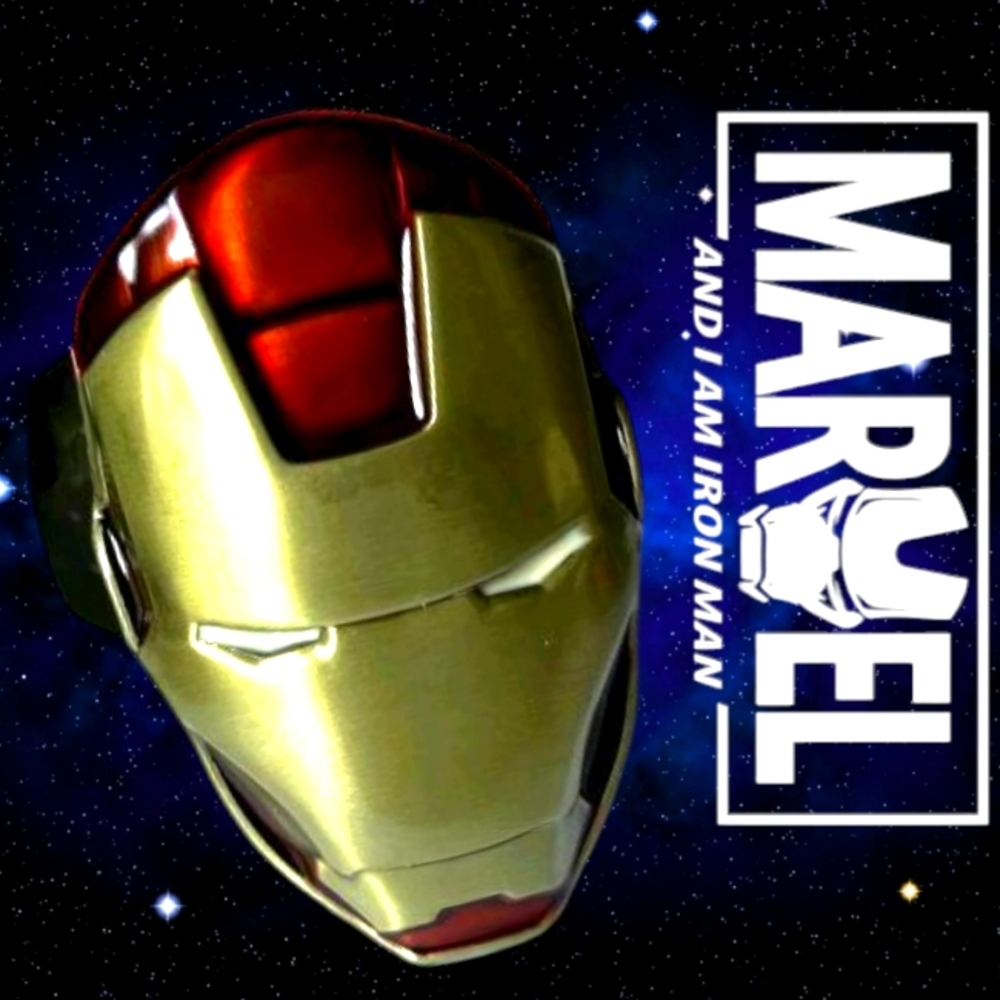 NIP Marvel Iron Man Mask Belt Buckle 9cmx6cm
